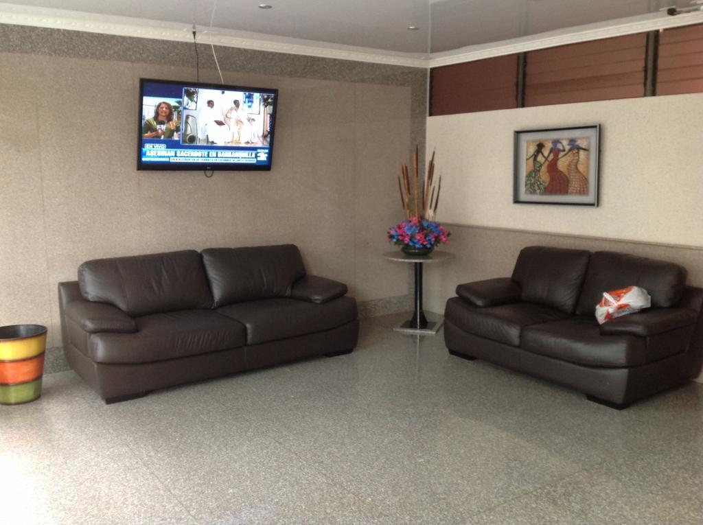 Hoteles Bogota Inn El Lago Country Zona Rosa Bilik gambar